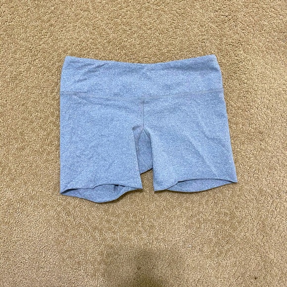 Yoga shorts - Picture 1 of 6